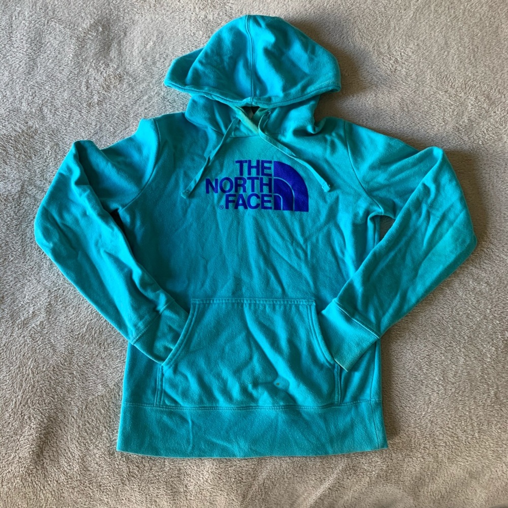 Women’s North Face hoodie